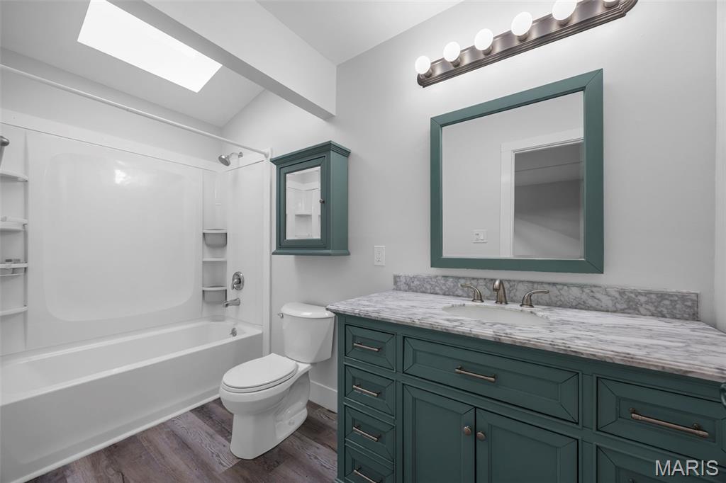 Briar Wood Manor - Residential