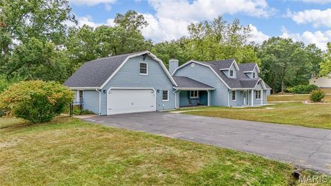Tiny photo for 10 Briarwood Court, Warrenton, MO 63383 (MLS # 26029390)