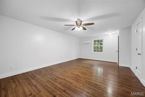Tiny photo for 10 Briarwood Court, Warrenton, MO 63383 (MLS # 26029390)