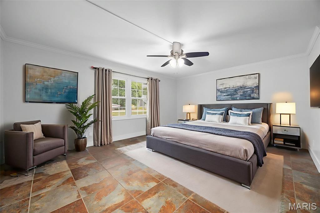 Briar Wood Manor - Residential