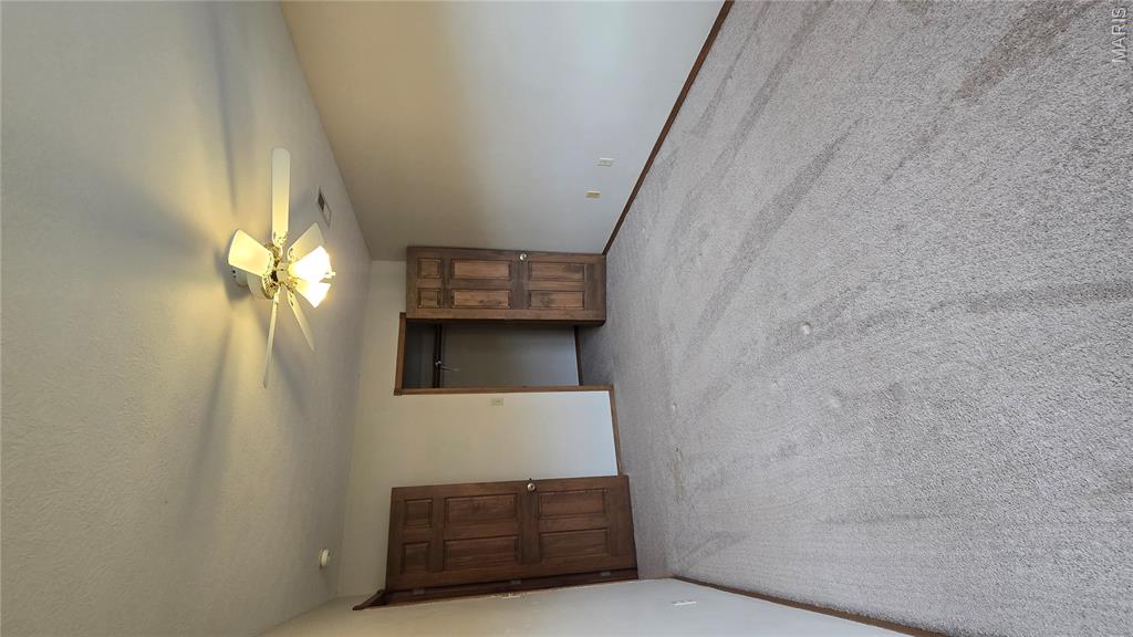 Valley Estate - Residential