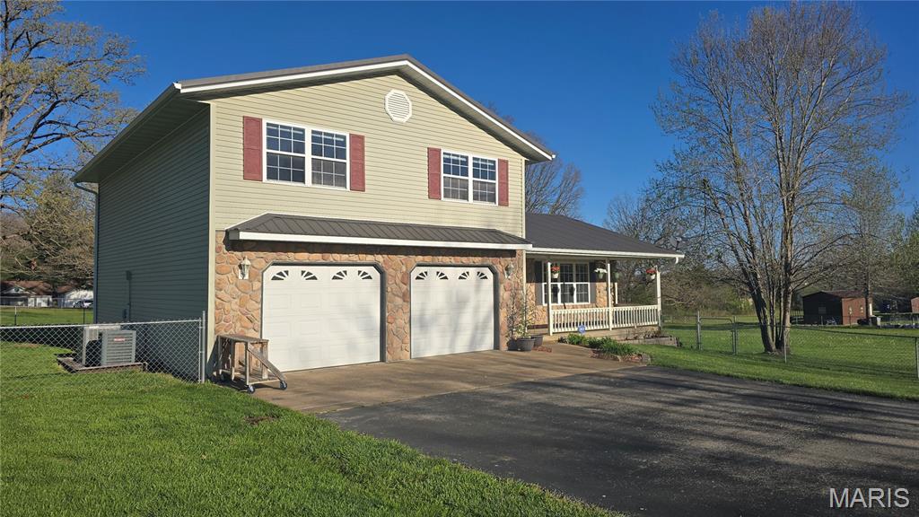 Valley Estate - Residential