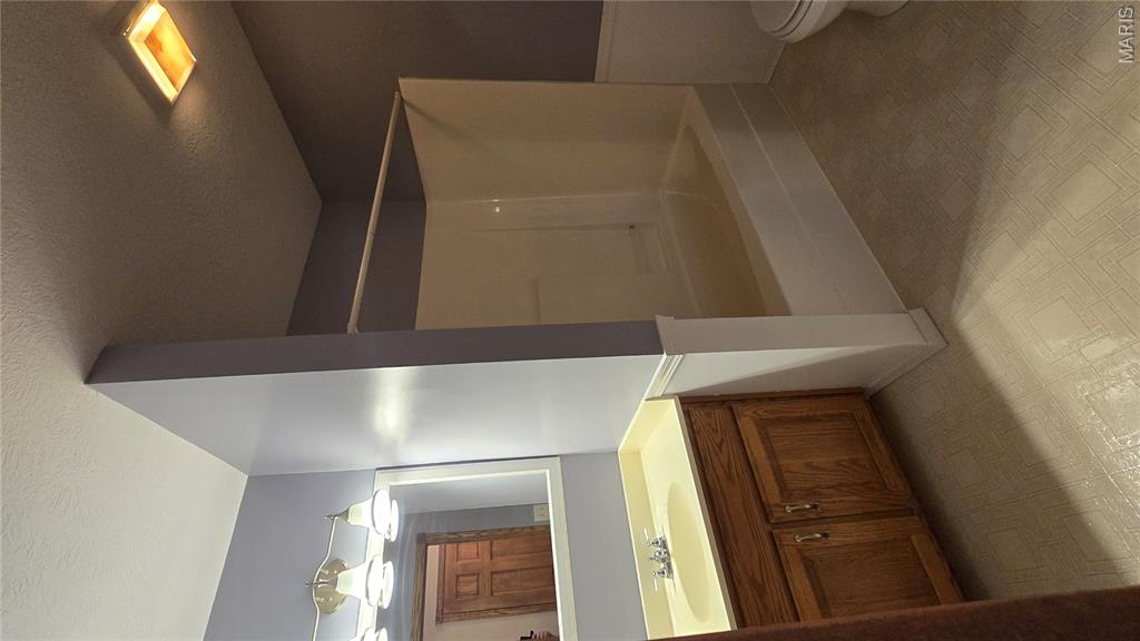 Valley Estate - Residential