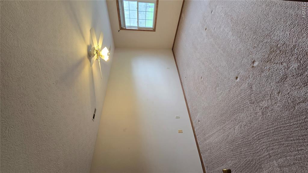 Valley Estate - Residential