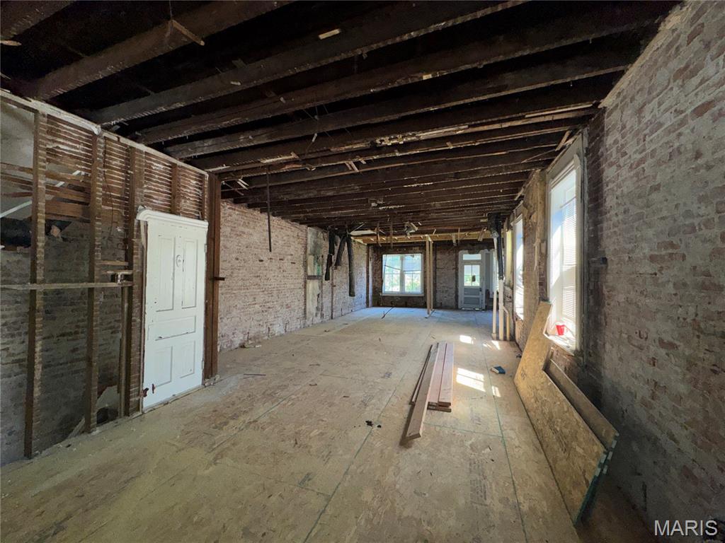 Nicholson Add 01 - Residential Income