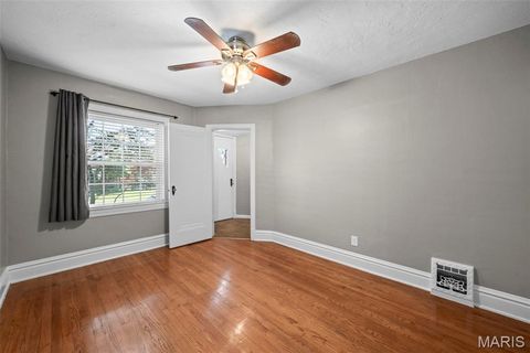 Tiny photo for 5709 Walsh Street, St Louis, MO 63109 (MLS # 26029906)