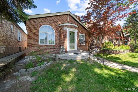 Tiny photo for 5709 Walsh Street, St Louis, MO 63109 (MLS # 26029906)