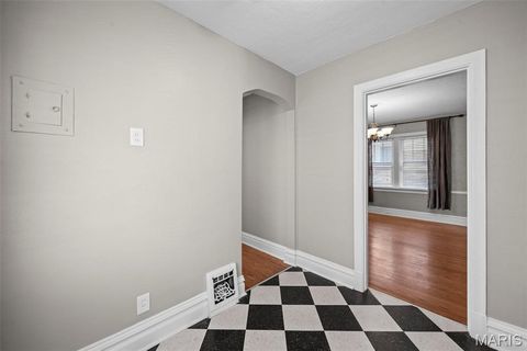 Tiny photo for 5709 Walsh Street, St Louis, MO 63109 (MLS # 26029906)