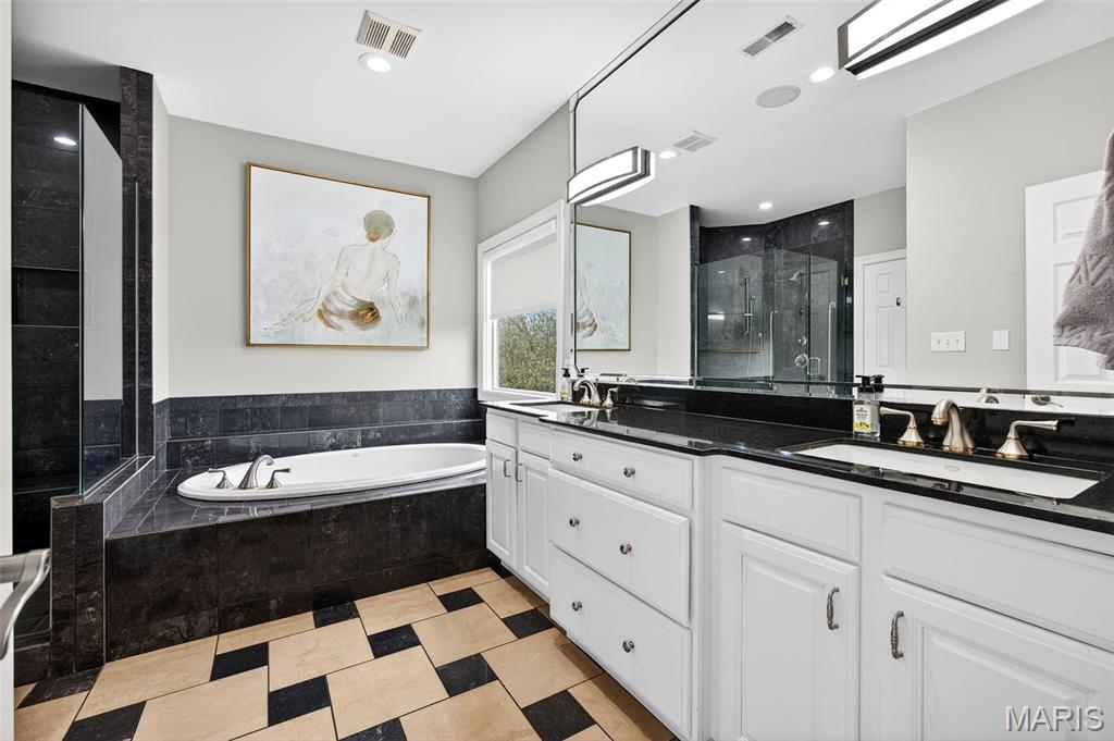 Forsyth Place Blk 2 Lt 6 Bdy Adj - Residential