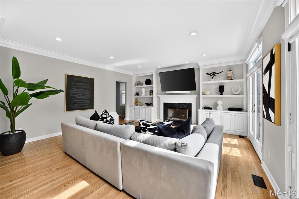 Forsyth Place Blk 2 Lt 6 Bdy Adj - Residential