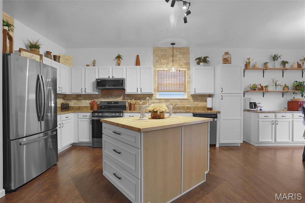 Manors At Wilmer Valley #1 - Residential