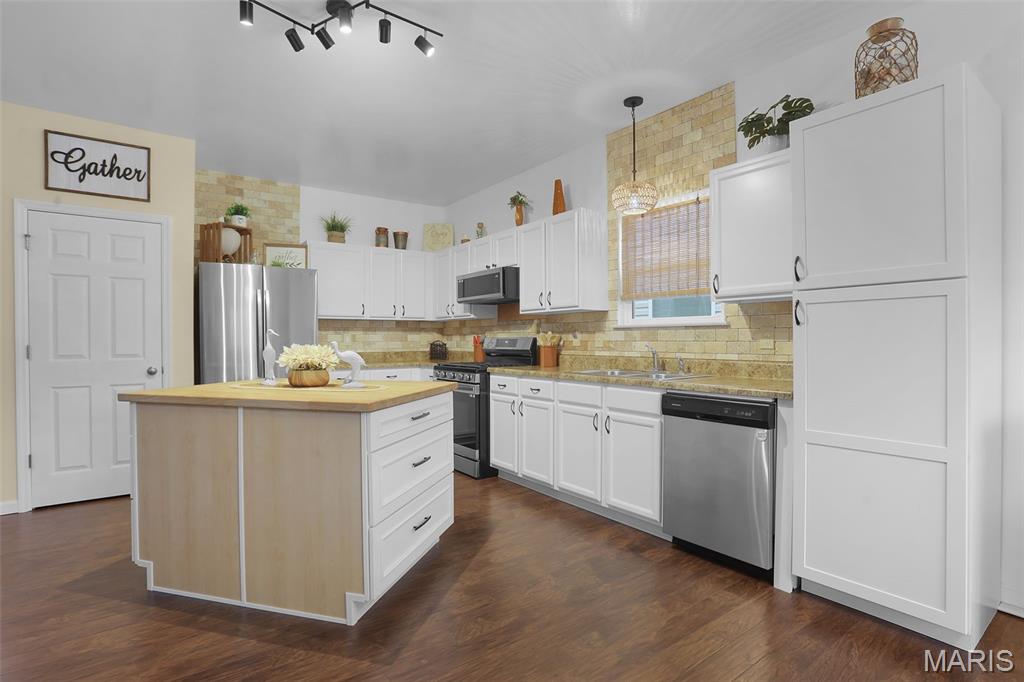 Manors At Wilmer Valley #1 - Residential