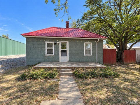 Photo of 212 W Pulaski Street, Richland, MO 65556 (MLS # 26060924)