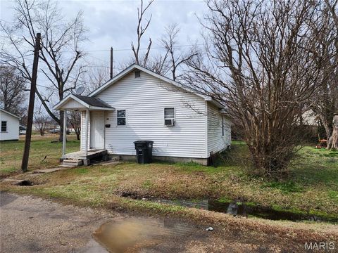 110 W South Street Campbell MO 63933