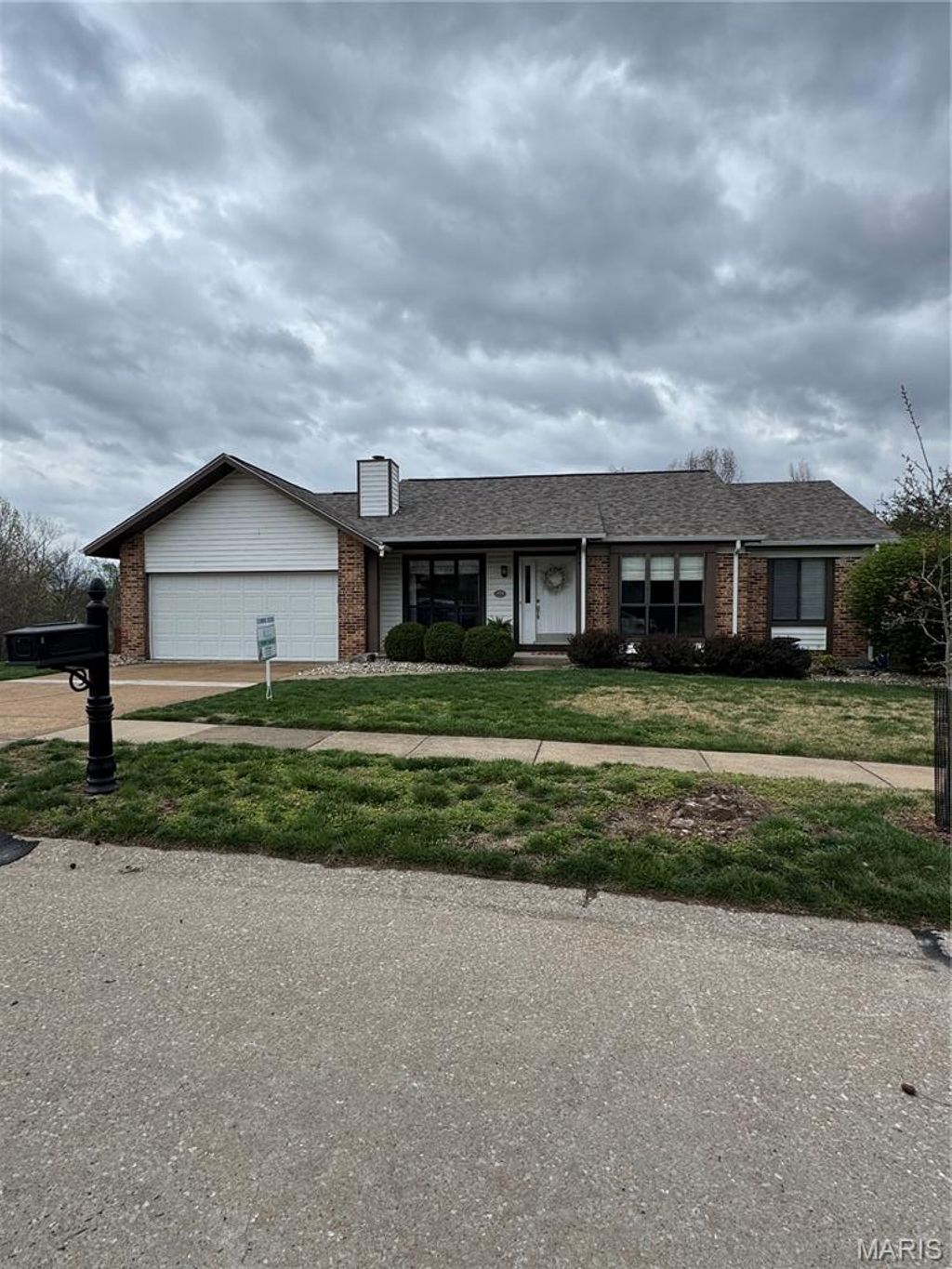 Photo of 16520 Forest Pine Drive, Wildwood, MO 63011 (MLS # 26019913)