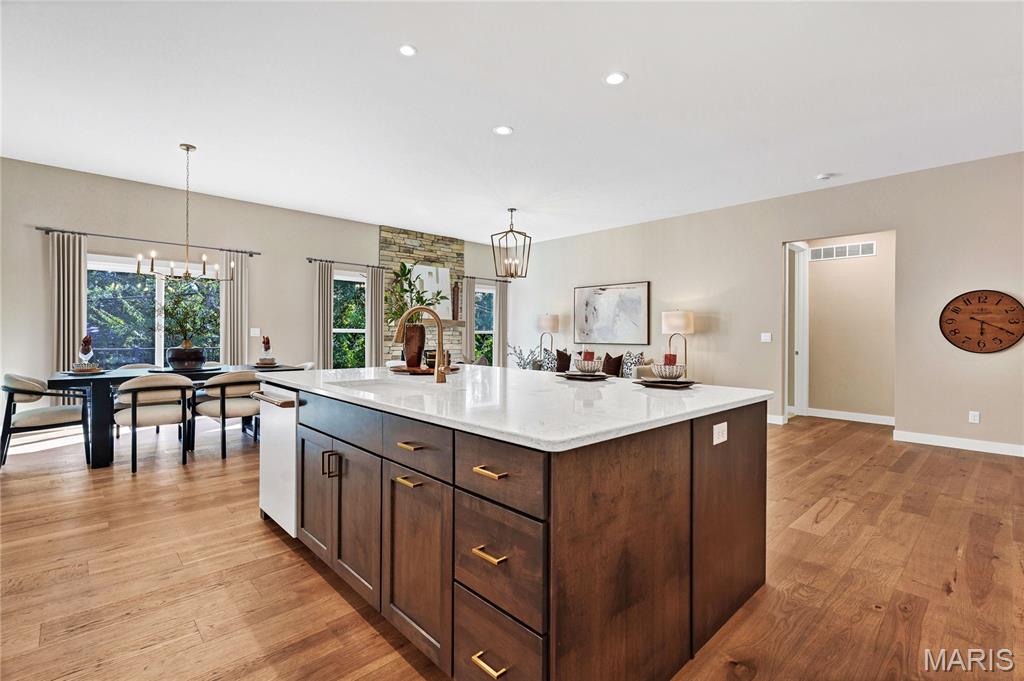 Gates Manor - Residential