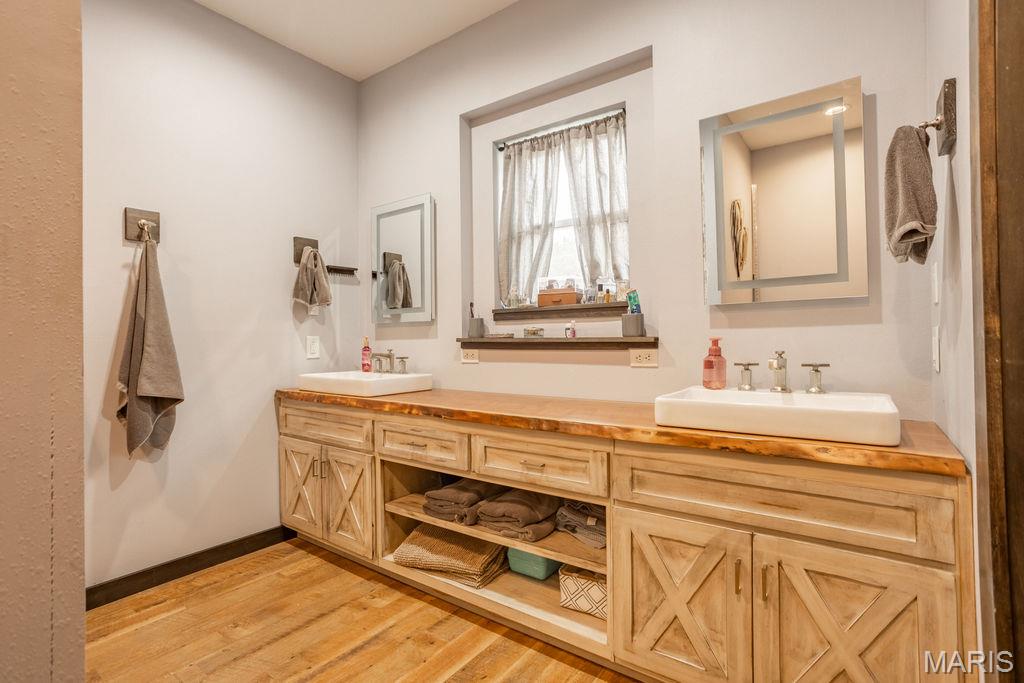 no subdivision - Residential