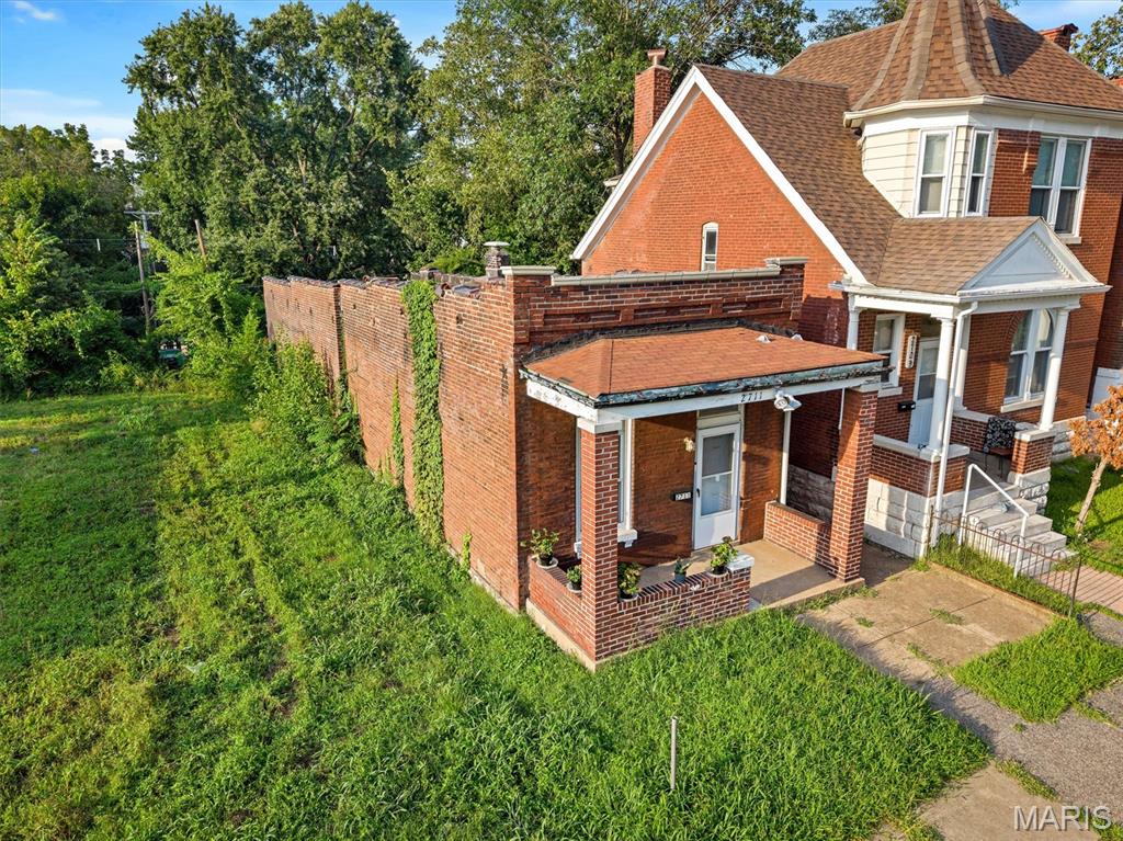 2711 Keokuk Street