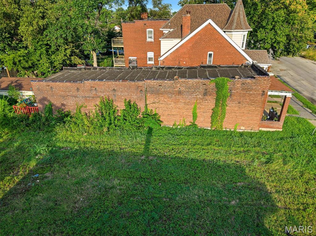 2711 Keokuk Street