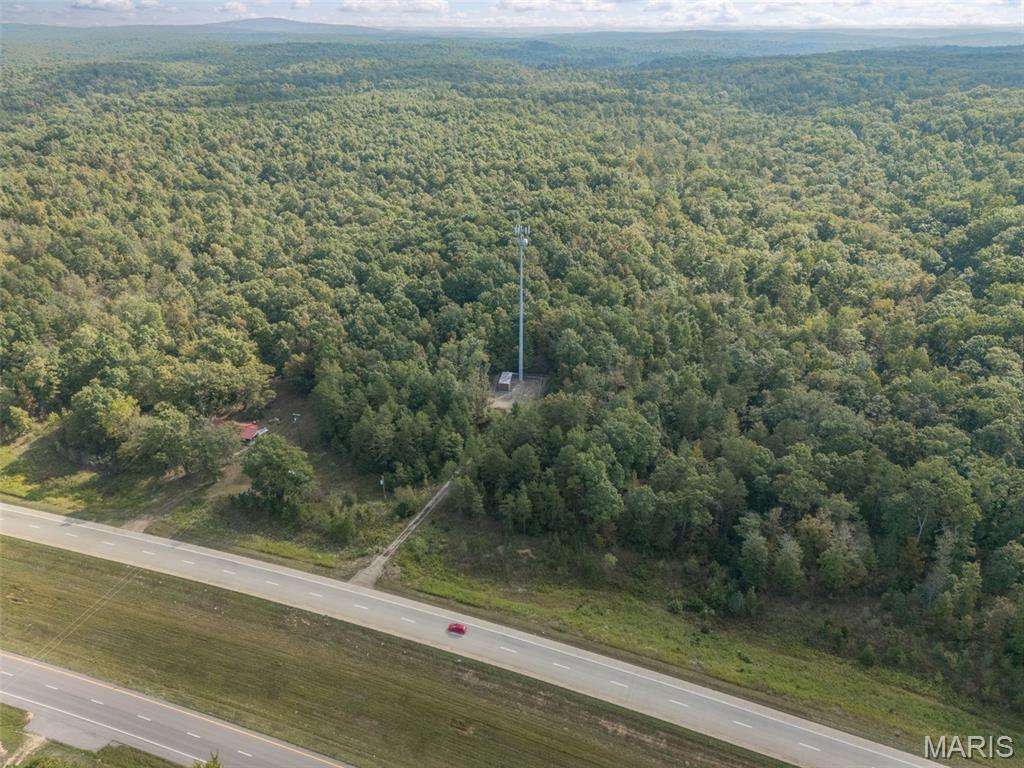 Cherokee Pass - Land