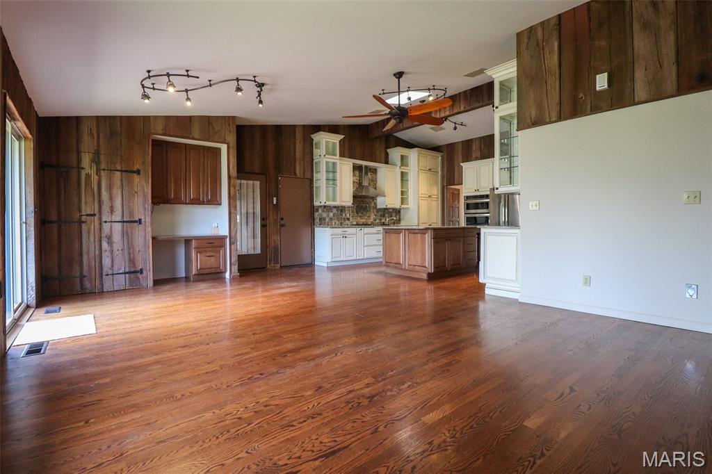 Kings Pond Road - Residential