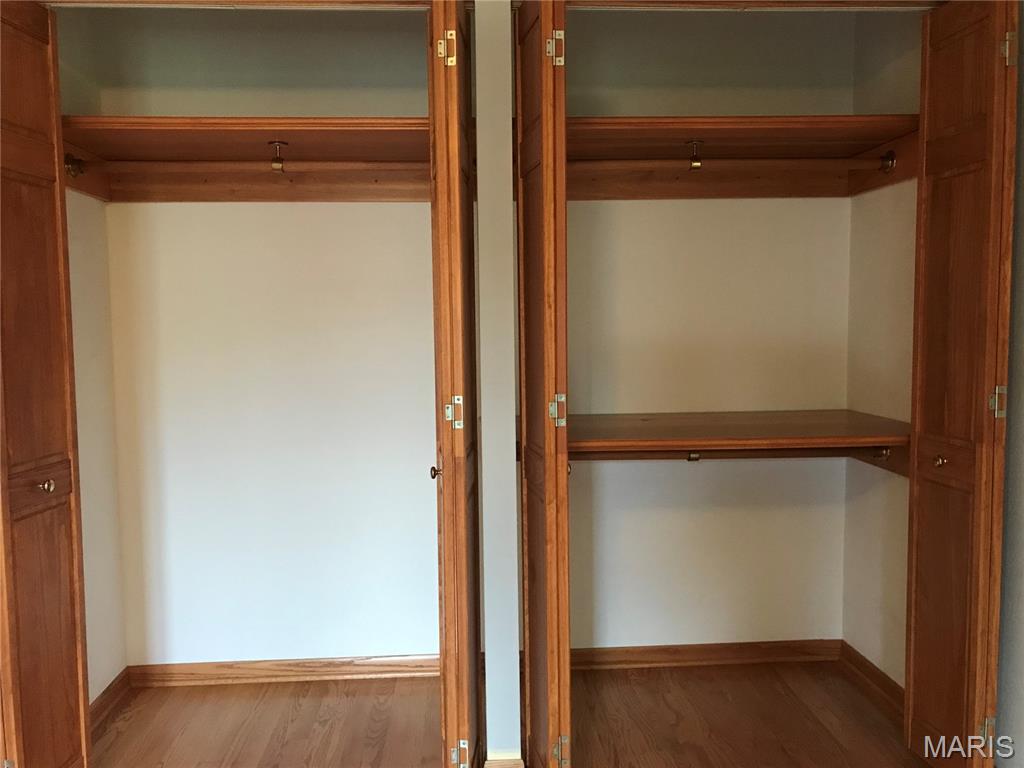 Oak Lake Estates - Residential Lease