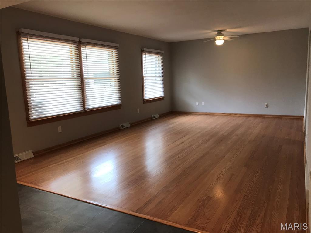 Oak Lake Estates - Residential Lease