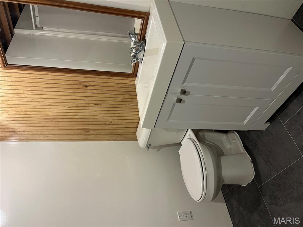 Oak Lake Estates - Residential Lease