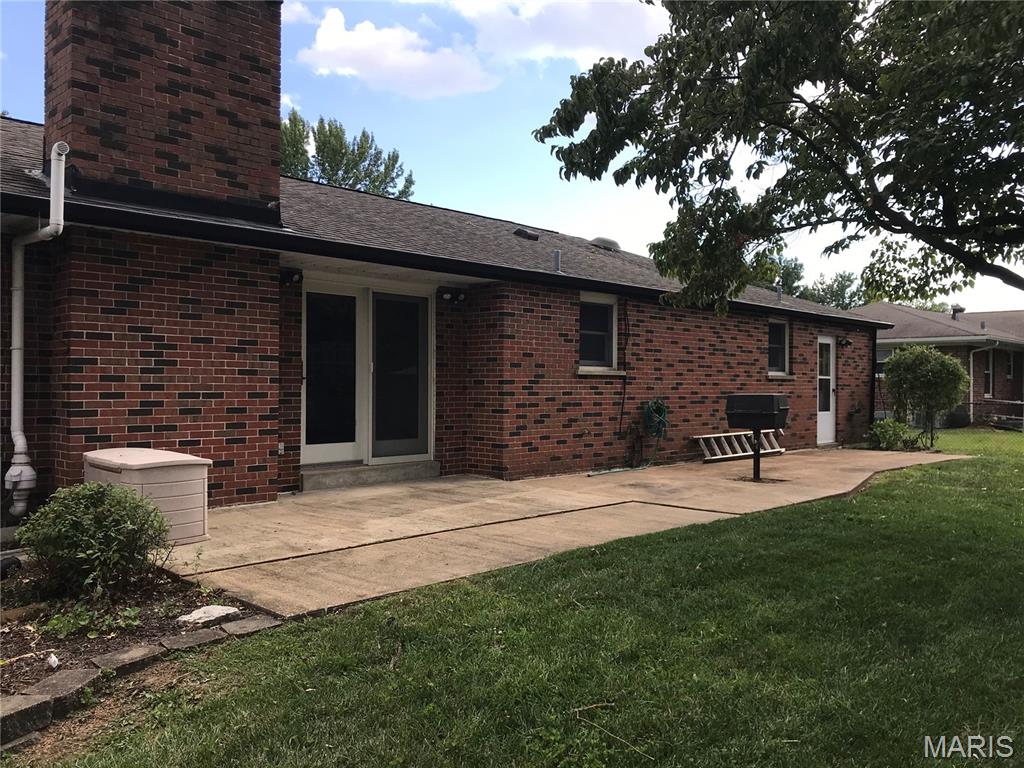 Oak Lake Estates - Residential Lease