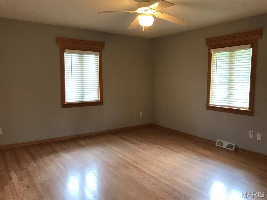 Oak Lake Estates - Residential Lease