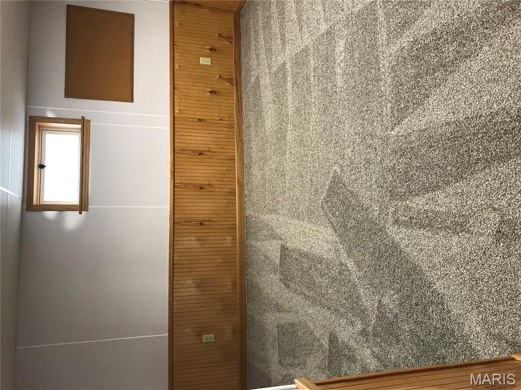 Oak Lake Estates - Residential Lease