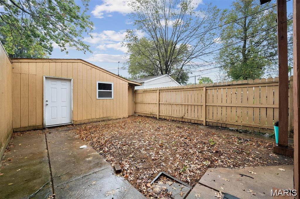 St Louis Commons Add - Residential