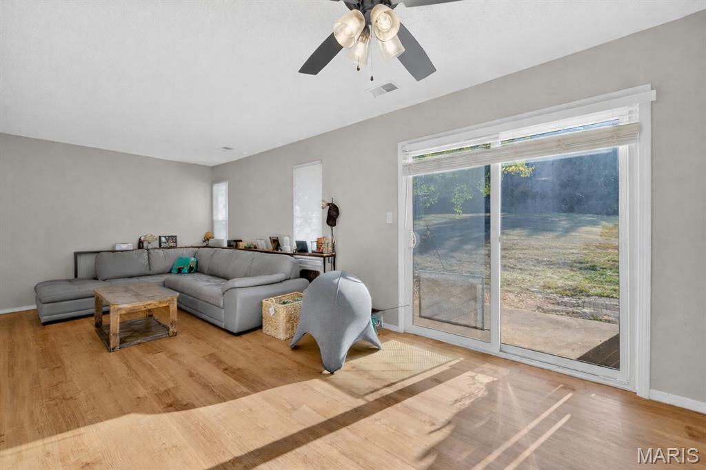 Hickory Sound Condo I Ph I - Residential