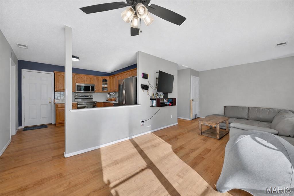 Hickory Sound Condo I Ph I - Residential