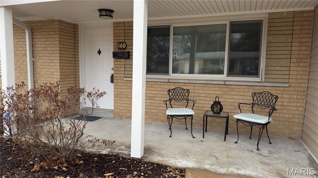 Photo of 660 Herbst Dr, Florissant, MO 63031 (MLS # 26020243)