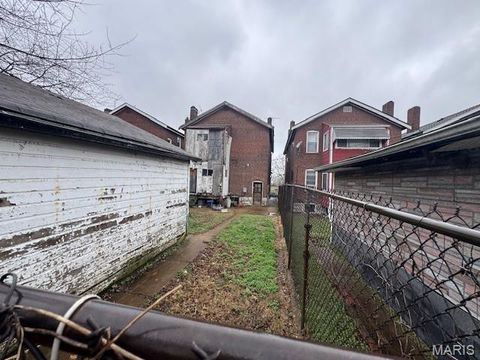 Tiny photo for 4308 N Euclid Avenue, St Louis, MO 63115 (MLS # 26014515)