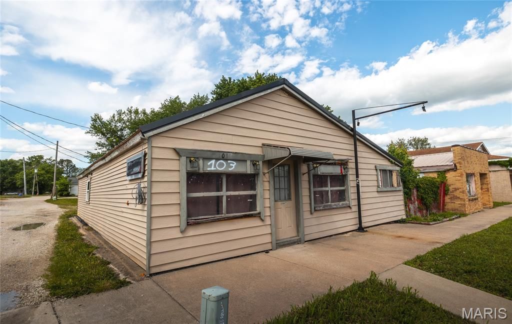 Photo of 103 E Third Street, Belle, MO 65013 (MLS # 26015395)