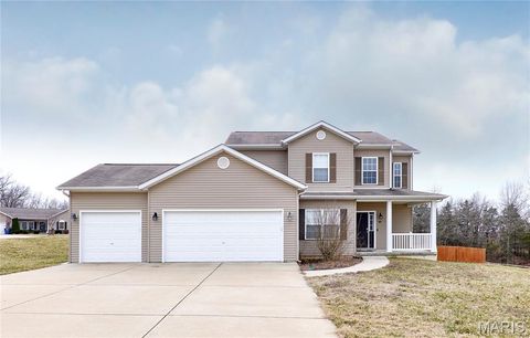 Photo of 681 Creekwood Boulevard, Troy, MO 63379 (MLS # 26008006)