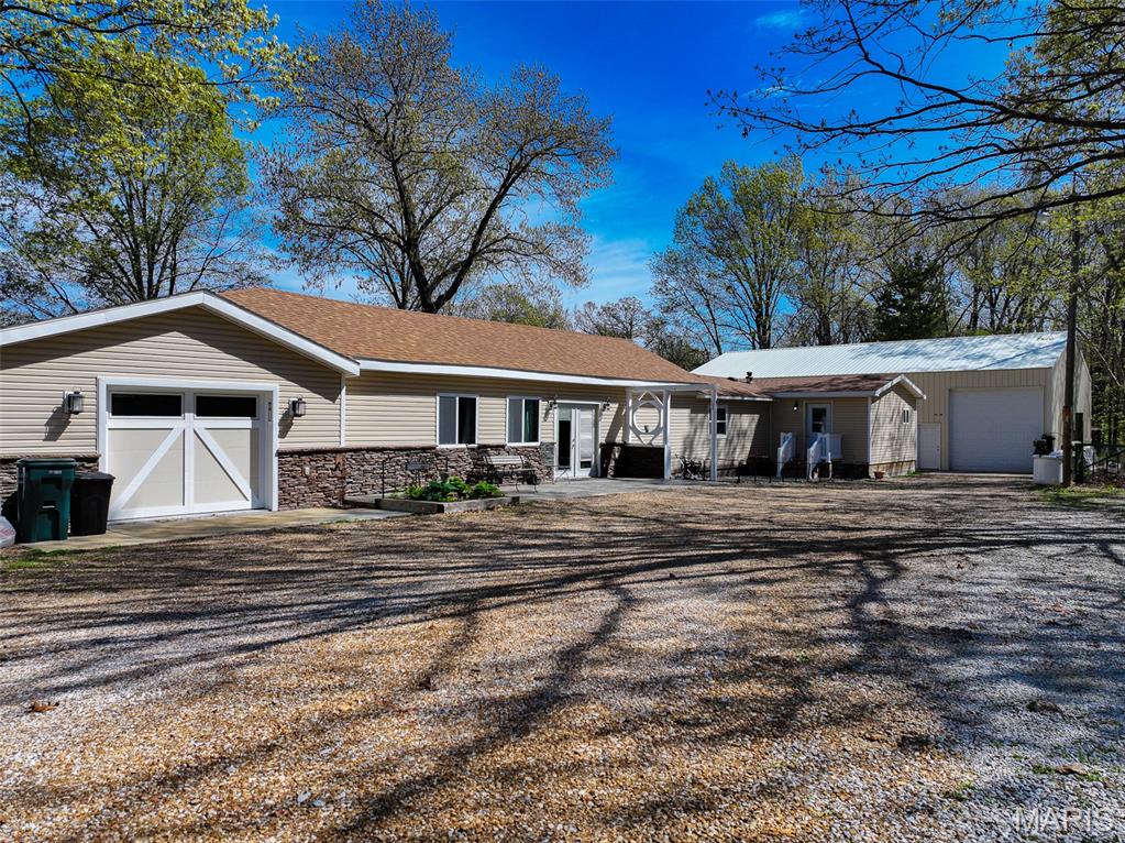 Whispering Oaks - Residential