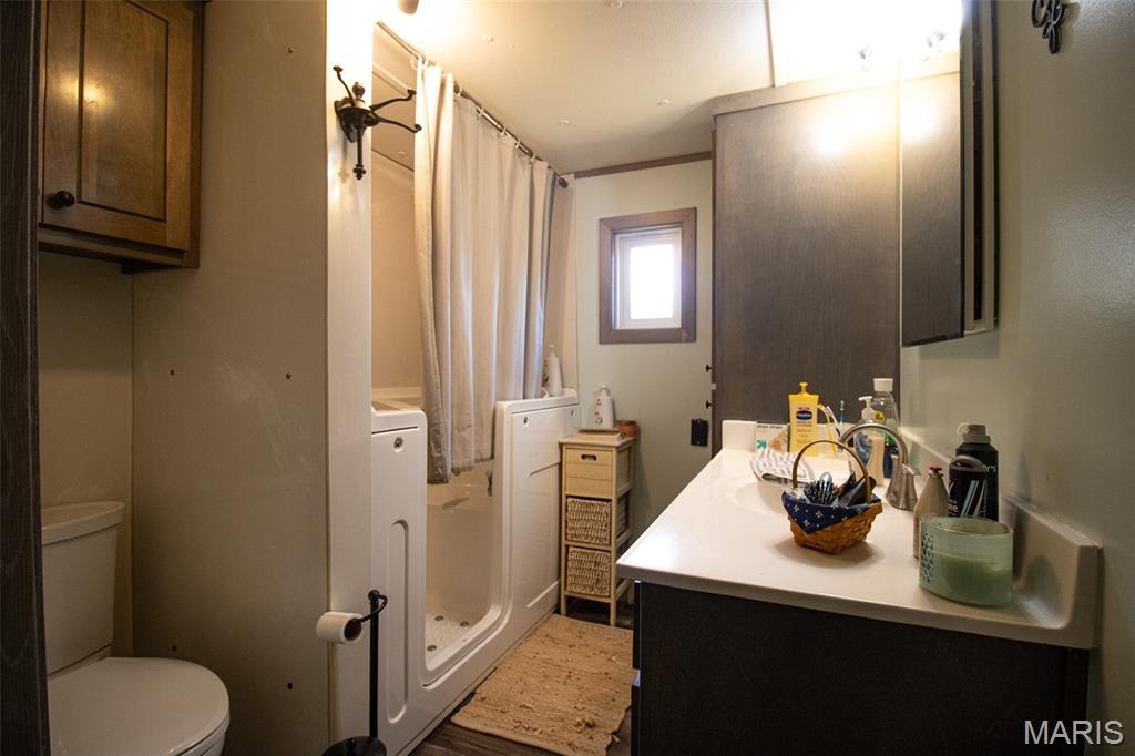 Whispering Oaks - Residential
