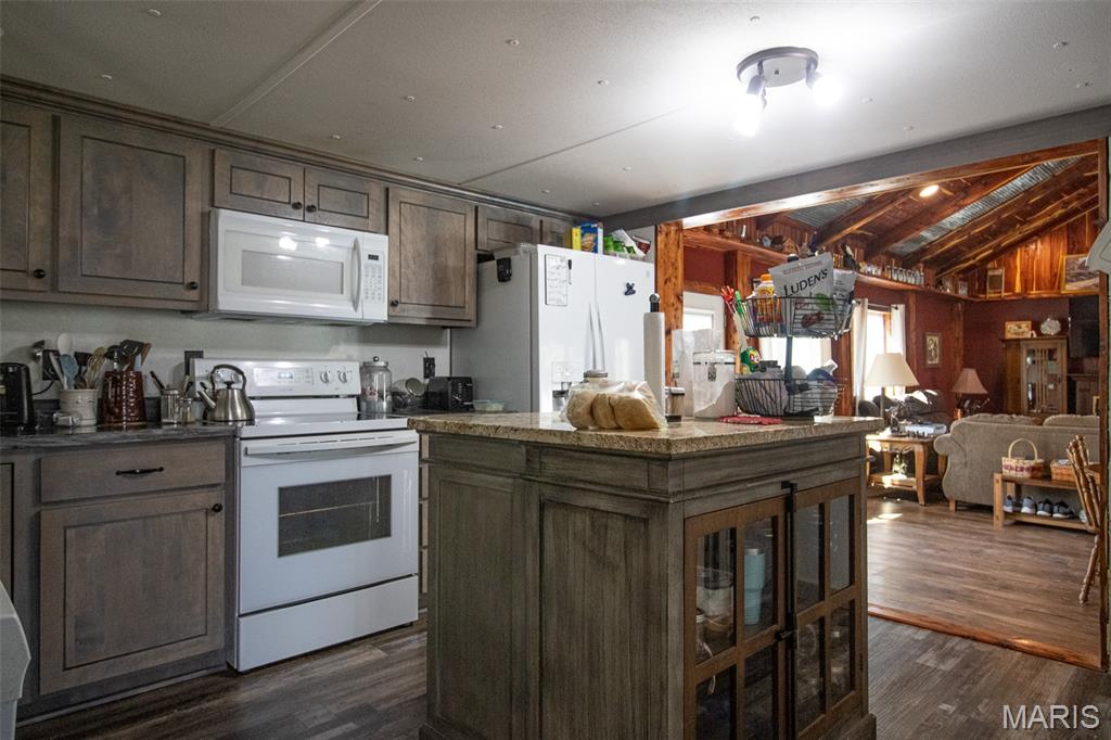 Whispering Oaks - Residential