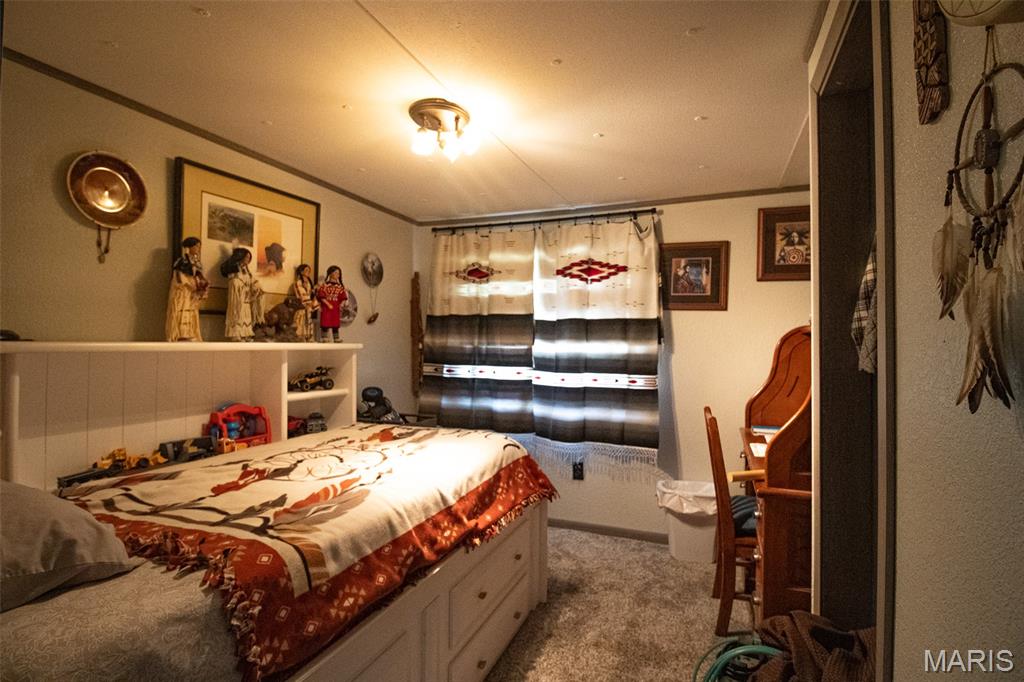 Whispering Oaks - Residential