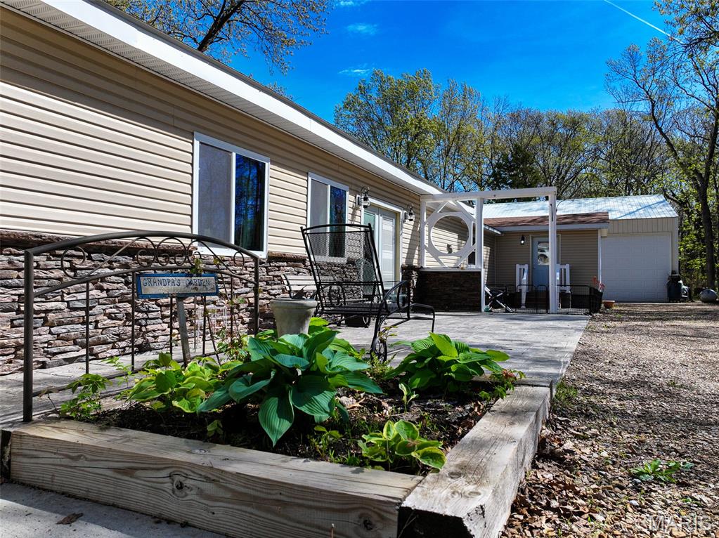 Whispering Oaks - Residential