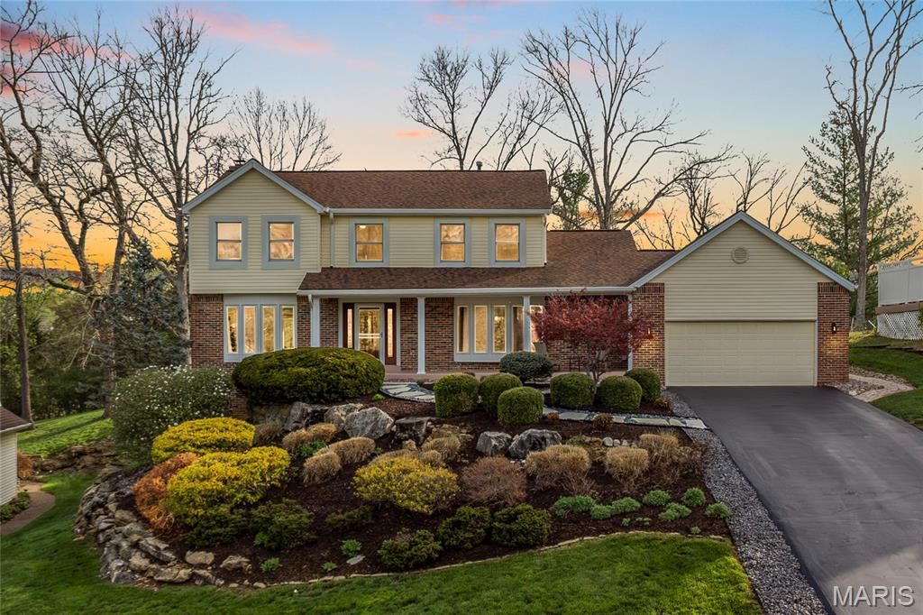 Photo of 1510 Timber Point Court, Chesterfield, MO 63017 (MLS # 25068273)