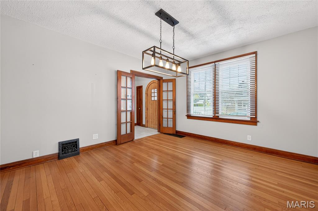 City/St Charles - Residential