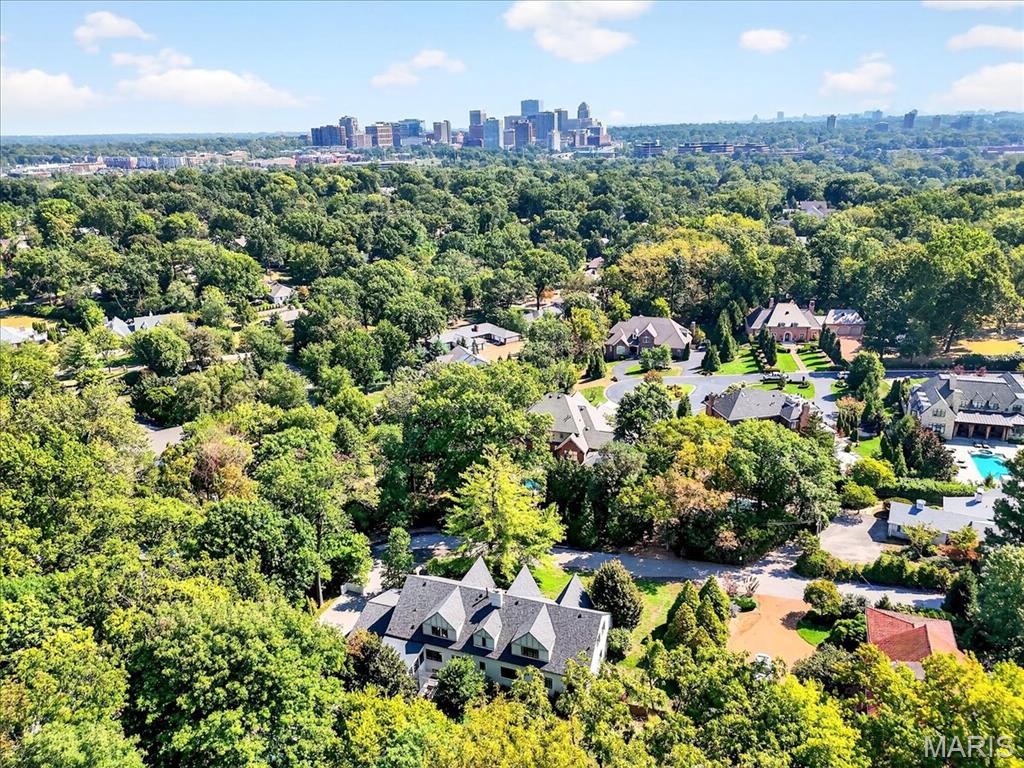 Summit Tr - Residential