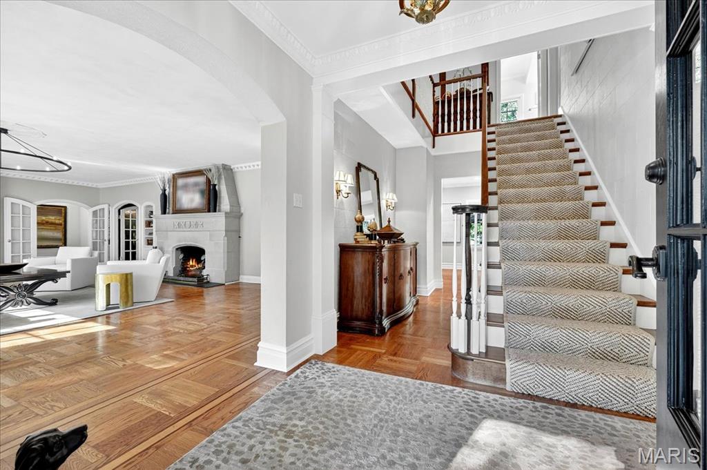 Summit Tr - Residential