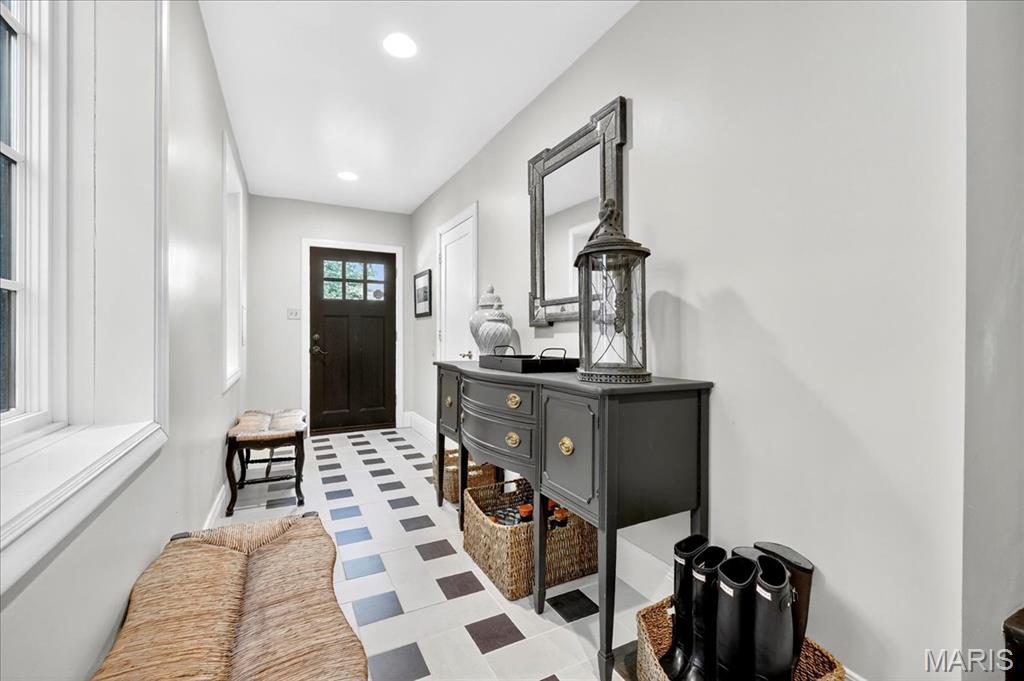 Summit Tr - Residential