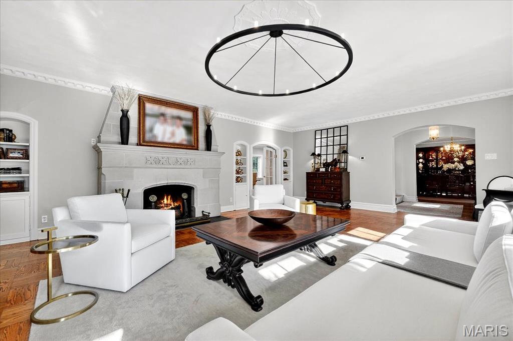 Summit Tr - Residential