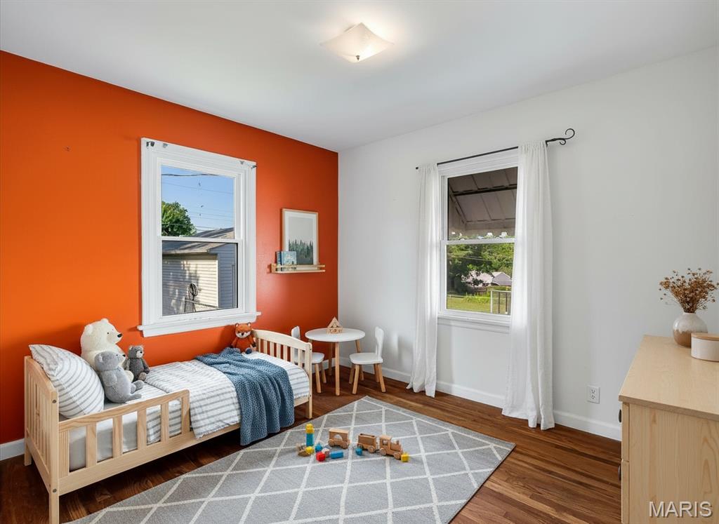 Mc Neary Manor - Residential